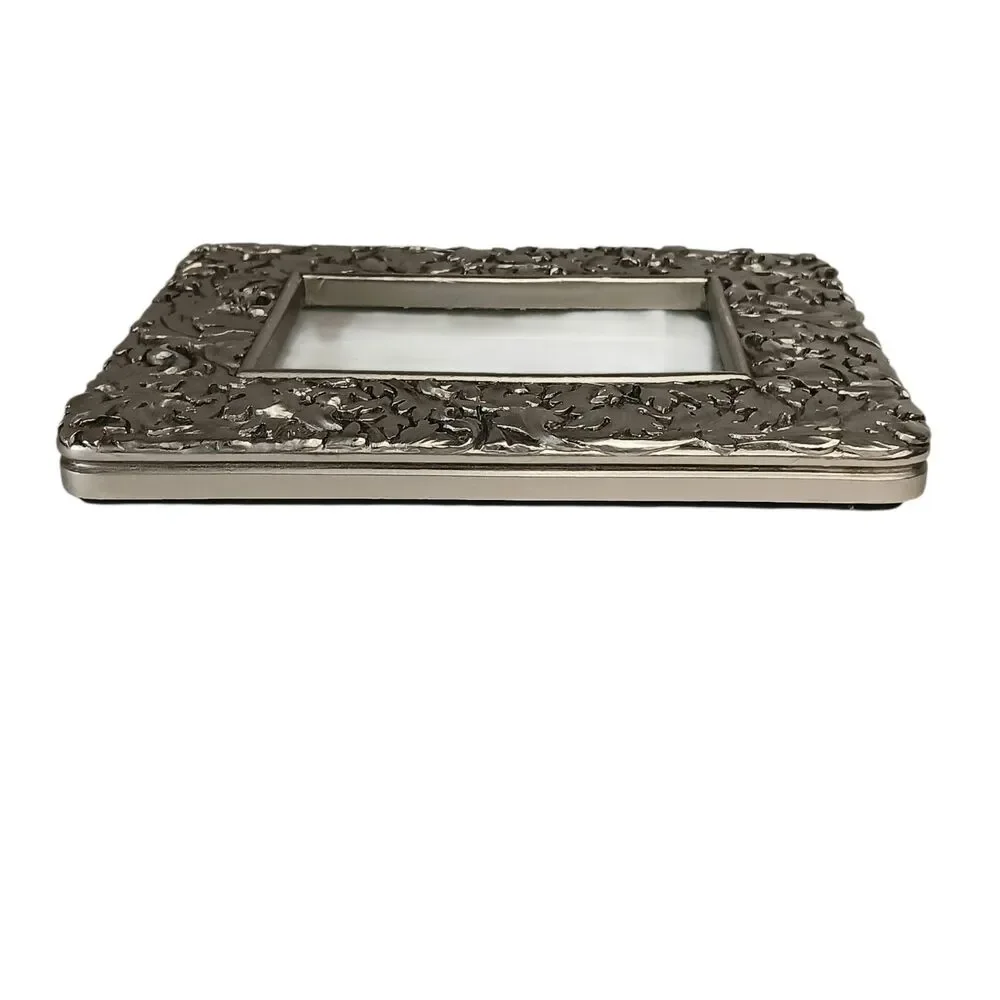 VTG Ornate Silvertone Photo Frame Floral Leaf Design Metal 7.5x6 Photo 3x4.5